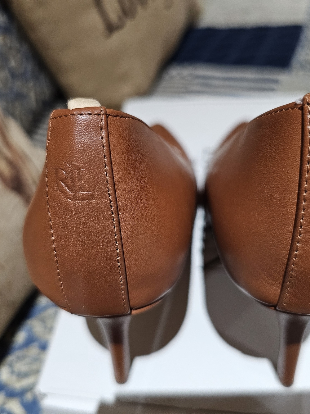 Lauren Ralph Lauren Lindella Smooth Calf Leather Pointed-Toe Pumps, NWT - Picture 3 of 8